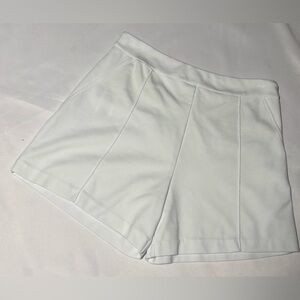 Lysse Women's White Shorts